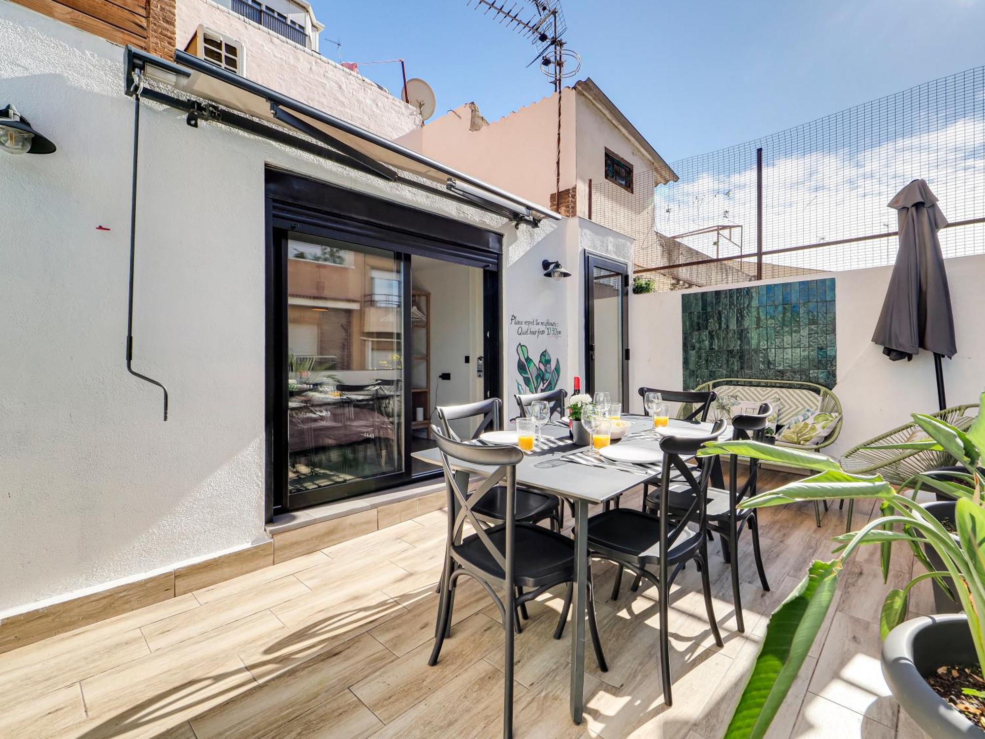 Casa Maria Townhouse- Terrace-4 Bedrooms * L'Hospitalet de Llobregat